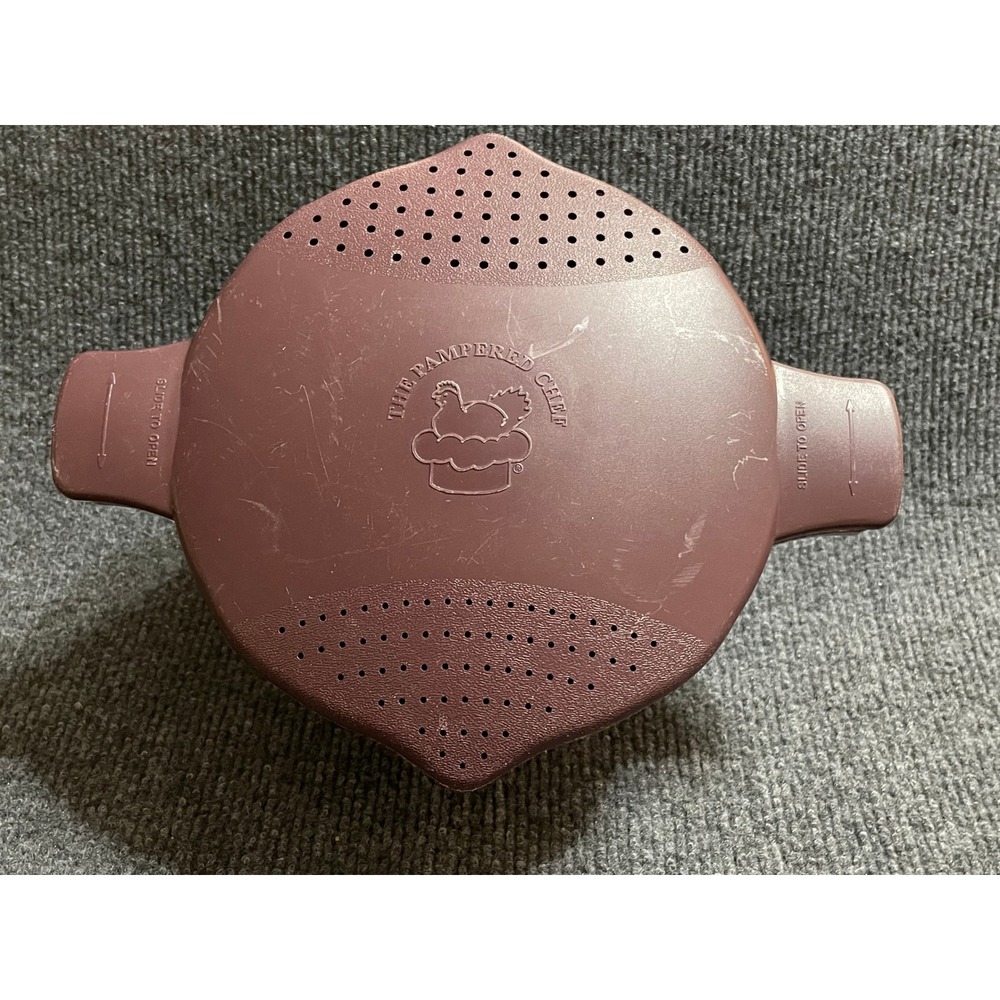 The Pampered Chef 2 Quart Micro-Cooker Maroon Microwave Steamer Pot with Lid